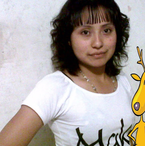 Alexandra Huerta Photo 9