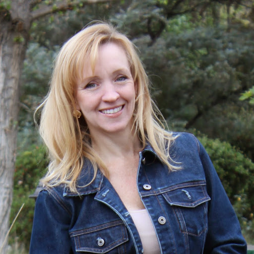 Elizabeth Pratt Photo 35