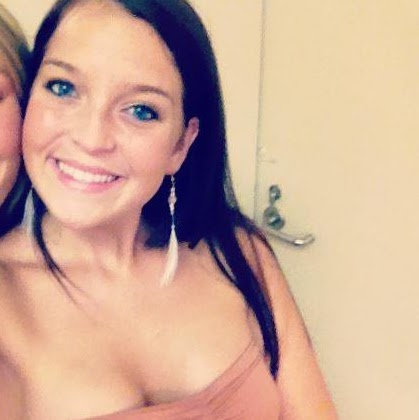 Rachel Ledbetter Photo 7