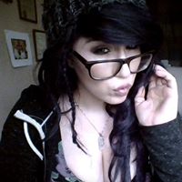 Chelsea Phillips Photo 23