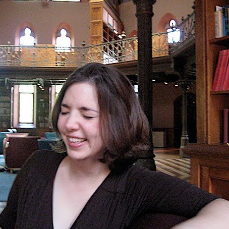 Jessica Lowe Photo 29