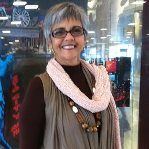 Elsa Roman Photo 21