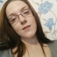 Sarah Darling Photo 30