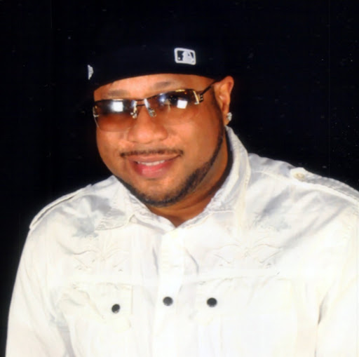 Gregory Love Photo 38