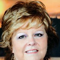 Gail Greer Photo 31