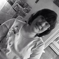 Julie Harper Photo 21
