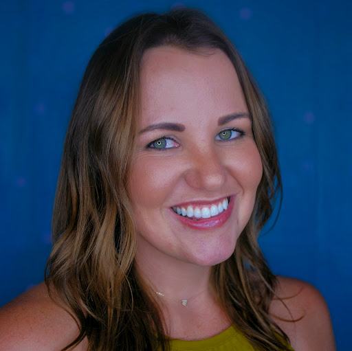 Christina Merrill Photo 13