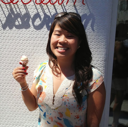 Linda Dang Photo 37