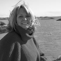 June Davison Photo 15