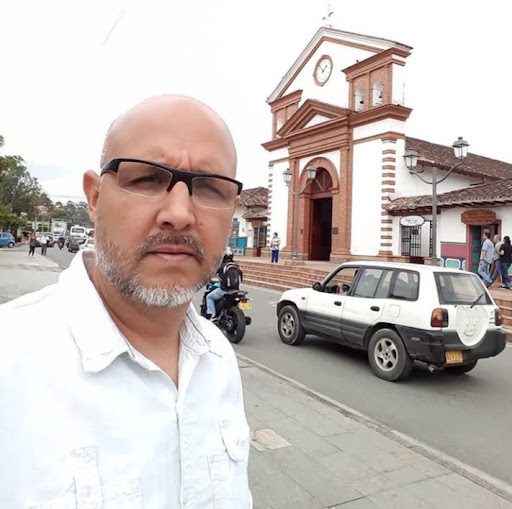 Carlos Jaramillo Photo 41