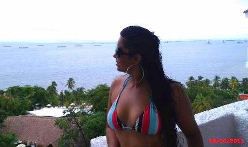 Cindy Vanegas Photo 24
