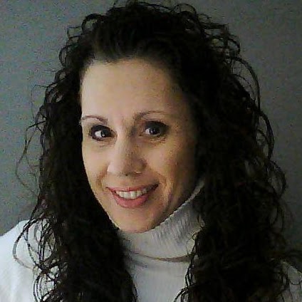 Laura Barton Photo 33