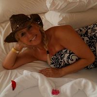 Deborah Macleod Photo 6