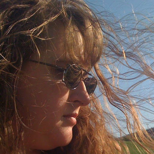 Shannon Gonzales Photo 38