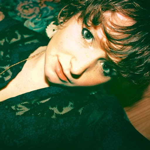 Tiffany Summers Photo 3