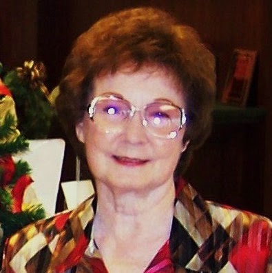 Betty Holmes Photo 22