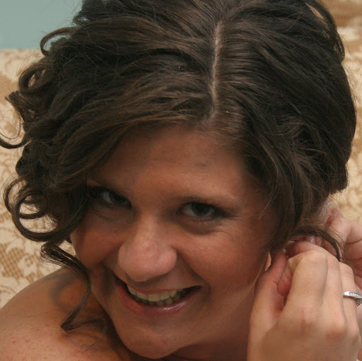 Erin Batchelor Photo 6