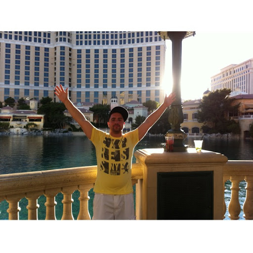 Jon Monroe Photo 34