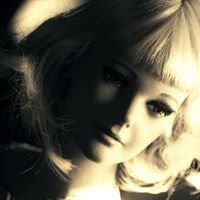 Lorie Lawrence Photo 10