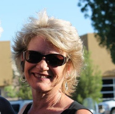 Michelle Merrill Photo 33