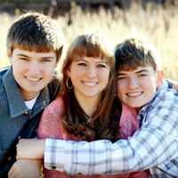 Tracey Larson Photo 23