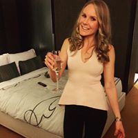Catherine Dyer Photo 35