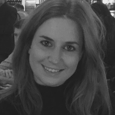 Anna Metcalfe Photo 23