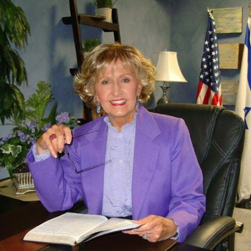Theresa Garcia Photo 45