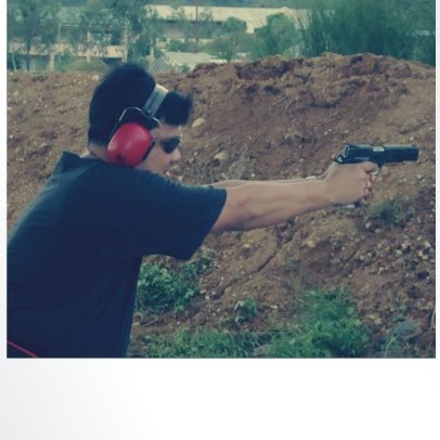 Roberto Gonzales Photo 21