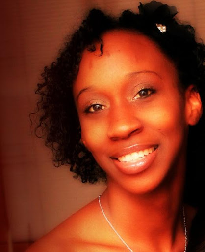 Adrianne Moore Photo 28