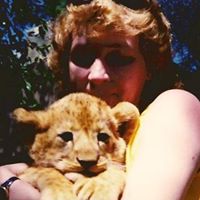 Lisa Mcmurray Photo 32