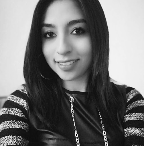 Ana Villanueva Photo 35