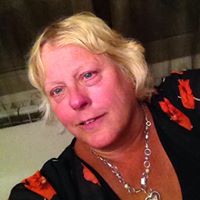 Susan Emery Photo 32