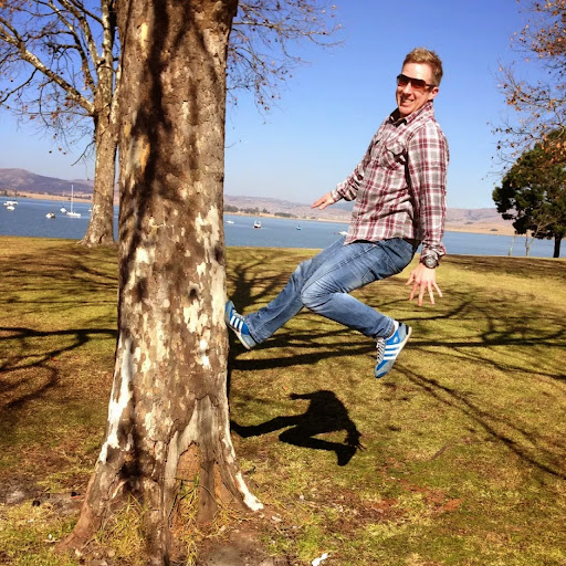 Daniel Collett Photo 12