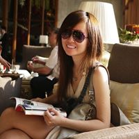 Lucy Yin Photo 29