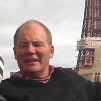 Michael Gee Photo 17
