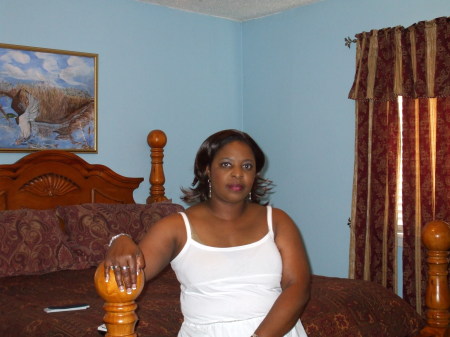 Patricia Chapman Photo 21