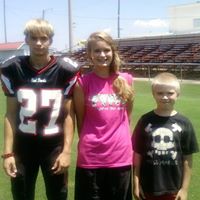 Linda Underwood Photo 17