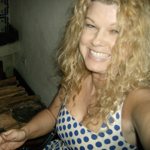 Lori Carnahan Photo 12