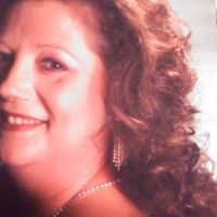 Betty Holmes Photo 4