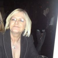 Gillian Brown Photo 33