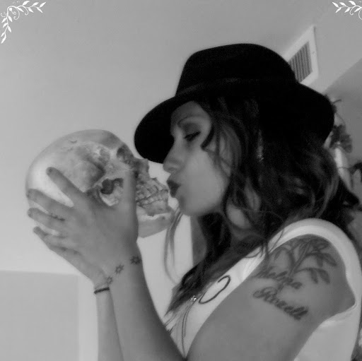 Heather Duke Photo 8