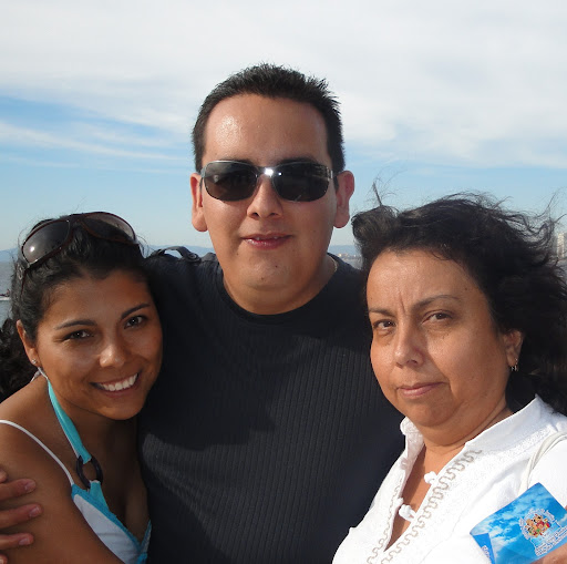 David Vega Photo 19