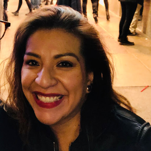Veronica Vasquez Photo 6
