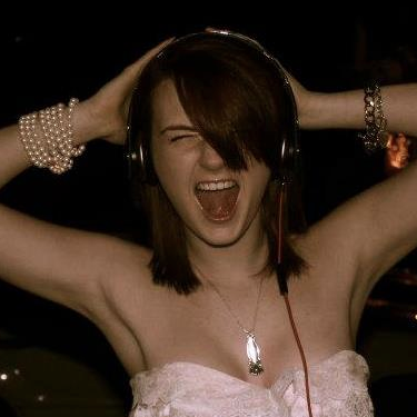 Emily Rollins Photo 10