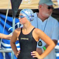 Nicole Cummings Photo 24