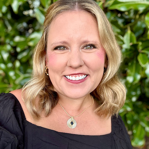 Kristine Richter Photo 4
