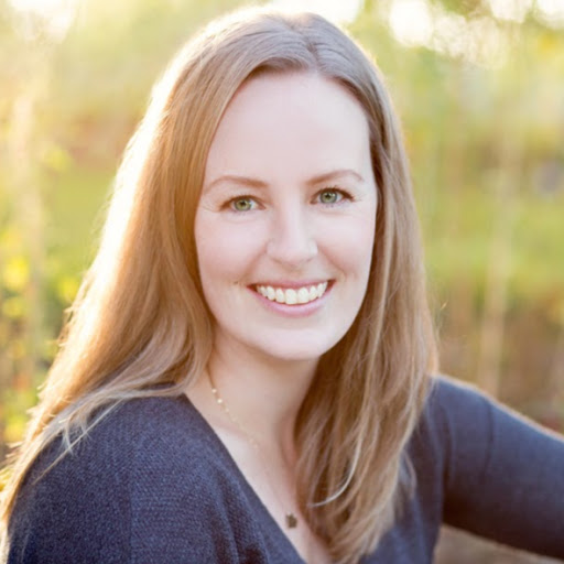 Erin Bowman Photo 14