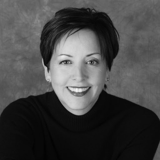 Elizabeth Copley Photo 15