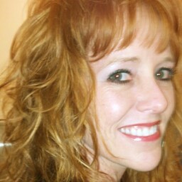 Julie Richter Photo 32